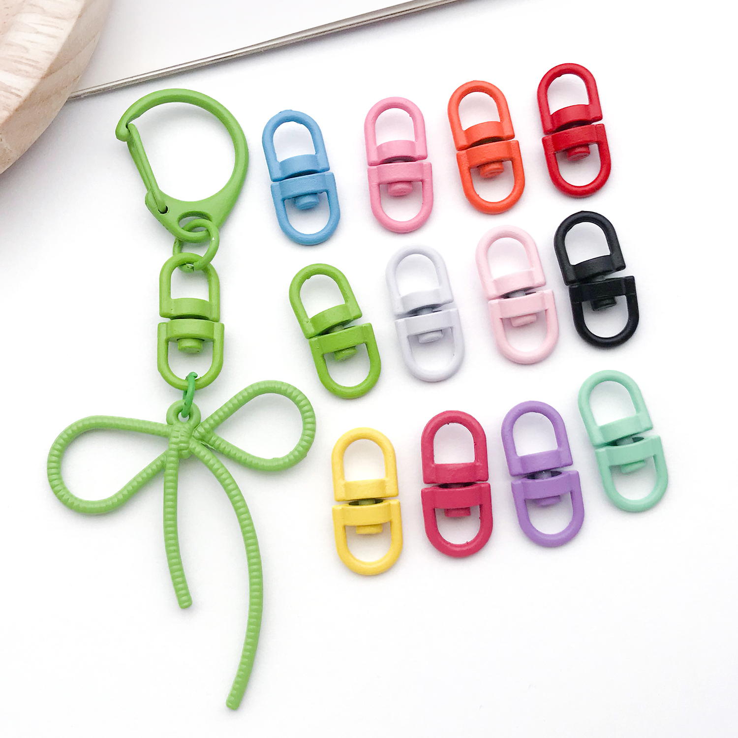 20pcs Metal Rotate Buckle Key  - Jewelry Making Basics ulasan dan harga